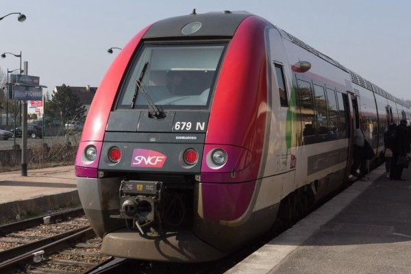 நேரசூசியில் கோட்டைவிட்ட TGV, Intercity, TER சேவைகள்!!