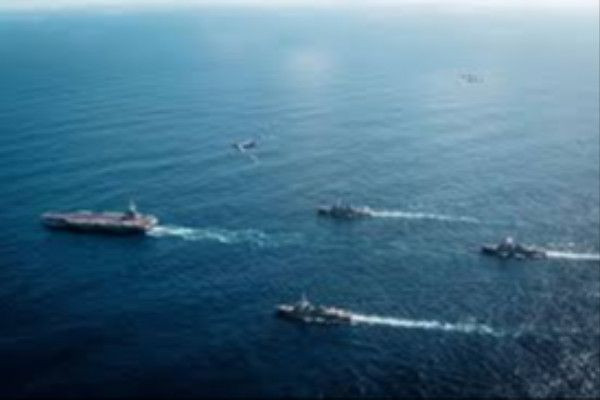  கரீபியன் கடலில் படகு மீது அமெரிக்க இராணுவம் தாக்குதல் - மூவர் பலி
