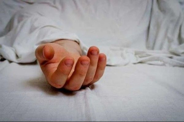 இலங்கையில் பாடசாலையில் பெரும் சோகம் - வாகனத்தில் சிக்கி மாணவன் பலி