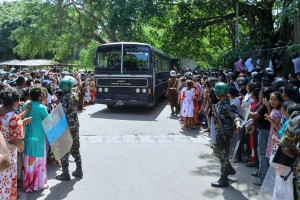 நீர்கொழும்பு சிறை வன்முறை - 700 கைதிகள் வேறு சிறைச்சாலைகளுக்கு மாற்றம்