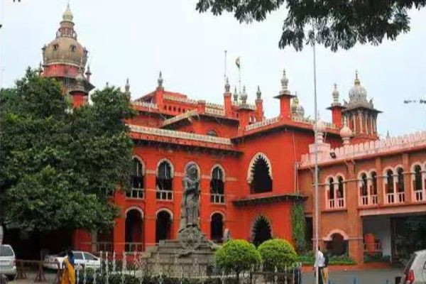 பணி நியமனத்தில் முறைகேடு; அமைச்சர் நேரு மீது வழக்கு பதிய ஐகோர்ட் உத்தரவு
