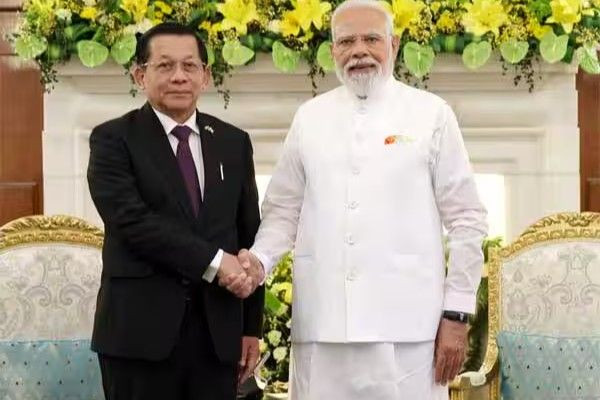 இந்திய பாதுகாப்புக்கு எதிரான நடவடிக்கைகளை  அனுமதிக்க மாட்டோம்: மியான்மர் அதிபர்