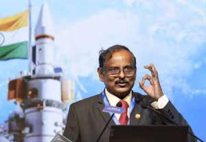 2040ல் நிலவுக்கு மனிதனை அனுப்புவோம்: இஸ்ரோ தலைவர் நாராயணன் நம்பிக்கை