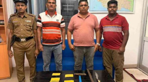 யாழில் ஆயுதங்கள் போதைப்பொருளுடன் சிக்கிய 9 பேர்